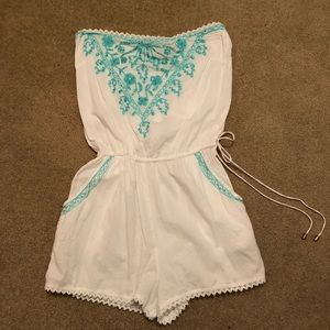 Strapless shorts romper